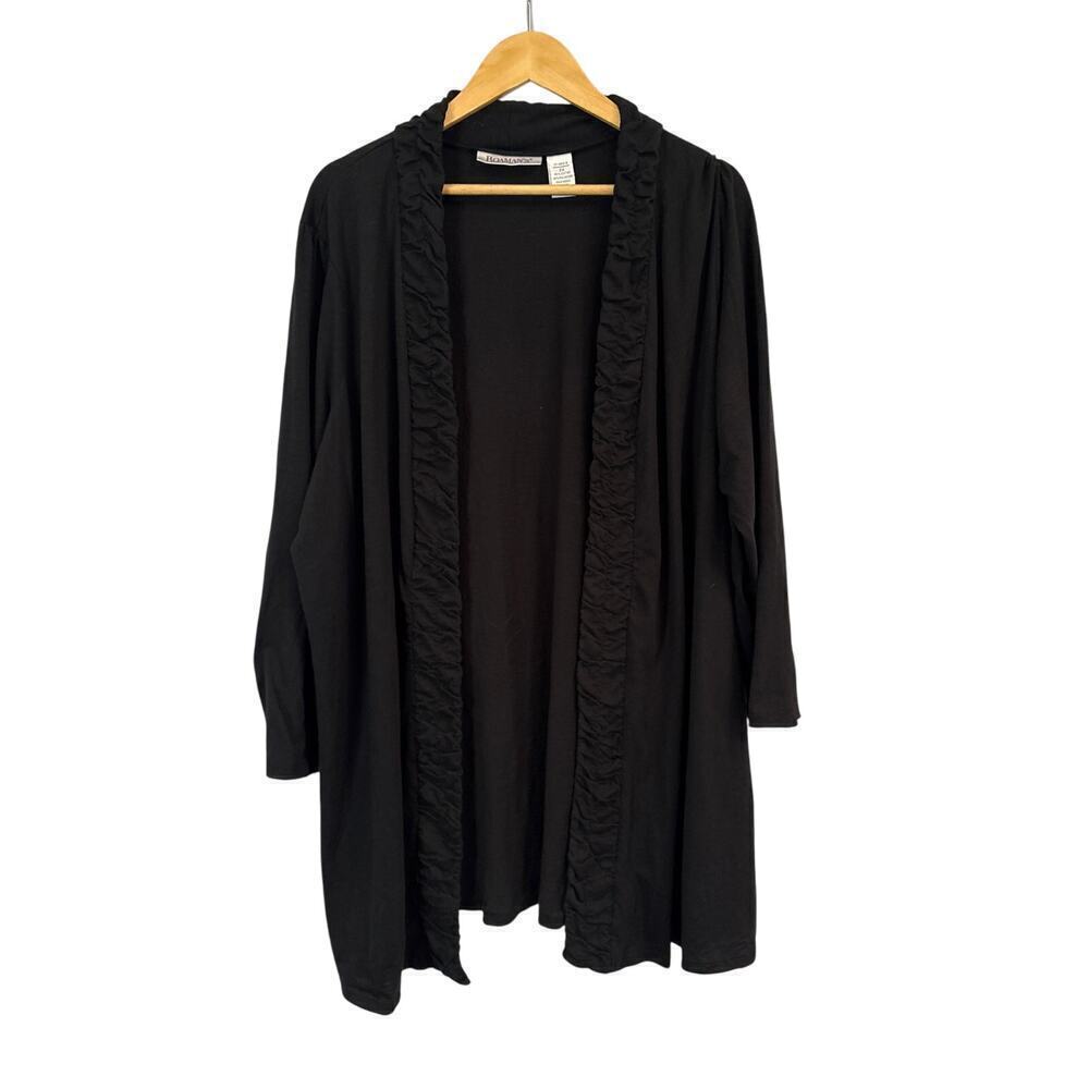 Women’s Roaman’s Size 2X Long Sleeve Black Sweater with Ruched Details.